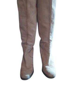 Calvin Klein Soledad Tan Wedge Suede Boots Size 8